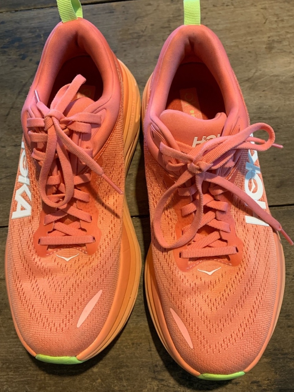 Hoka Bondi 8 Size 8 in Coral Papaya - Picture 5 of 10